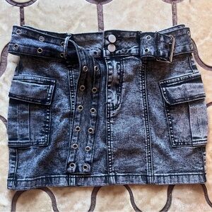 Windsor - Black Mini Skirt Casual